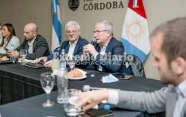 Imagen de Las provincias se re&uacute;nen por los subsidios nacionales para el transporte
