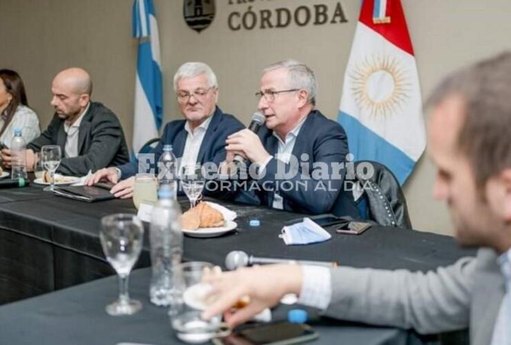 Imagen de Las provincias se re&uacute;nen por los subsidios nacionales para el transporte