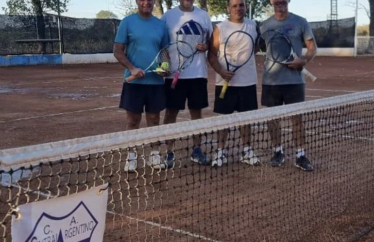 Imagen de Finalizó el Torneo de Dobles masculino 4ta categoría en Central Argentino.