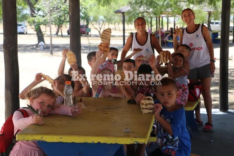 Imagen de Jornada de torta asada en la colonia de vacaciones municipal