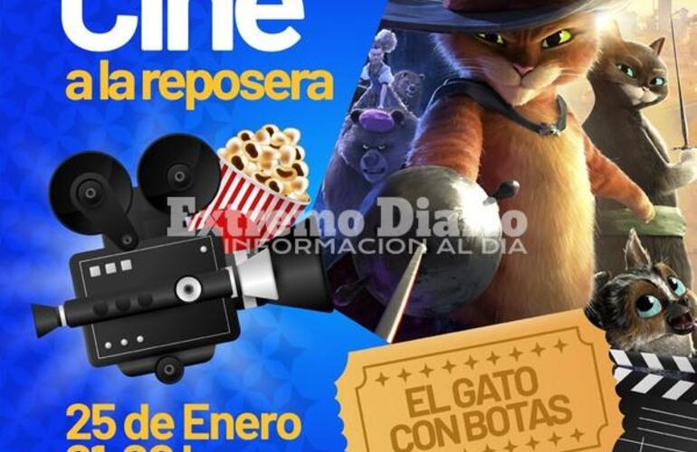 Imagen de El gato con botas: 2° función del cine a la reposera en el Anfiteatro