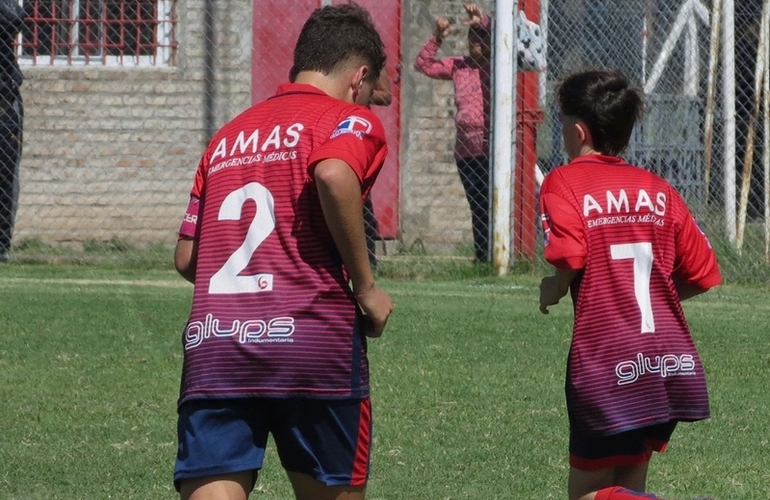 Imagen de Talleres inicia las actividades con el fútbol formativo