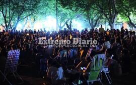 Imagen de �El gato con botas�: Pas&oacute; la 2&deg; funci&oacute;n del cine a la reposera en el Anfiteatro