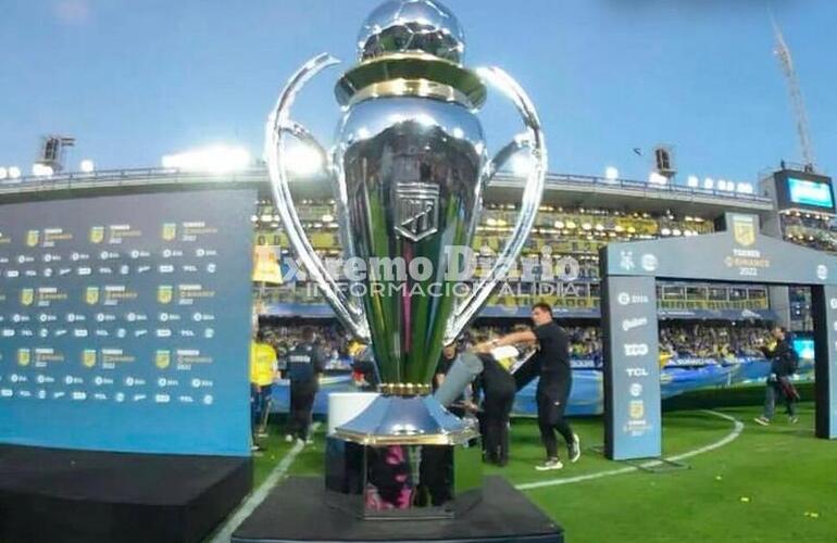 Imagen de Regresa el f&uacute;tbol argentino: a partir de las 19.15hs abren la Liga Profesional Rosario Central y Argentinos