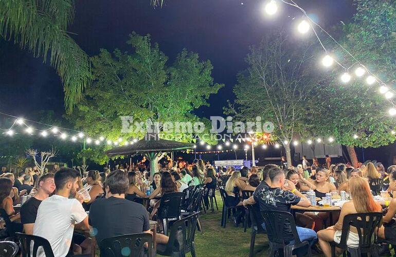 Imagen de Unión realizó la fiesta "Blanca y Negra"