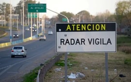 Habr&aacute; cuatro radares m&oacute;viles sobre Circunvalaci&oacute;n que tendr&aacute;n disposiciones din&aacute;micas y comenzar&aacute;n a registrar multas desde el lunes. Foto: H&eacute;ctor R&iacute;o