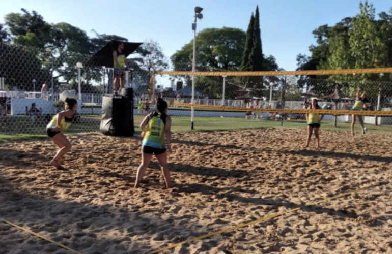 Imagen de Nuevo torneo de beach vóley en Unión.