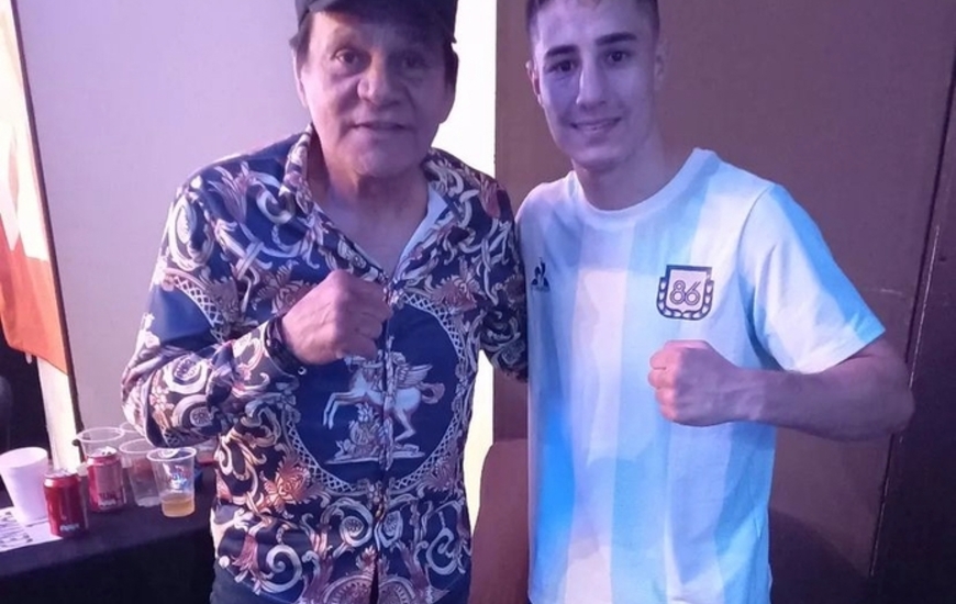 Mirco junto a Roberto �Manos de Piedra� Dur&aacute;n.
