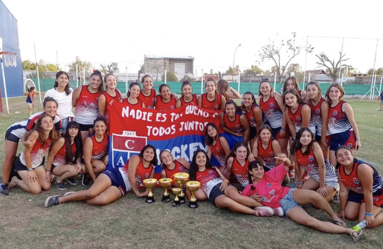 Imagen de El 6/2, el hockey femenino del C.A.T. arranca la pretemporada 2023.