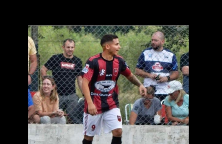 Imagen de Walter Velacoz, nuevo refuerzo de Riberas del Paran&aacute;.