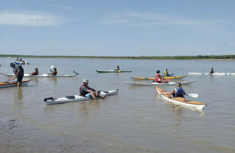 Imagen de El 05/02, Iniciación al kayak de Travesía en BioLagos.