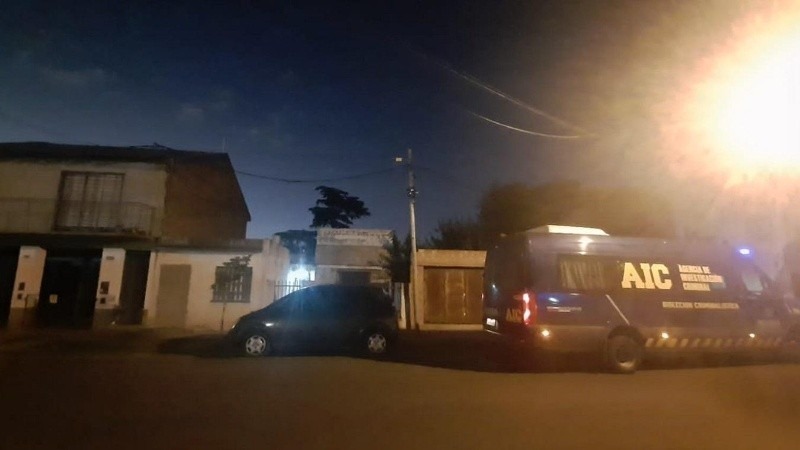 La v&iacute;ctima fatal presentaba dos impactos de bala calibre 22 (Dpto. Criminal&iacute;stico Regi&oacute;n 2 - Casilda)