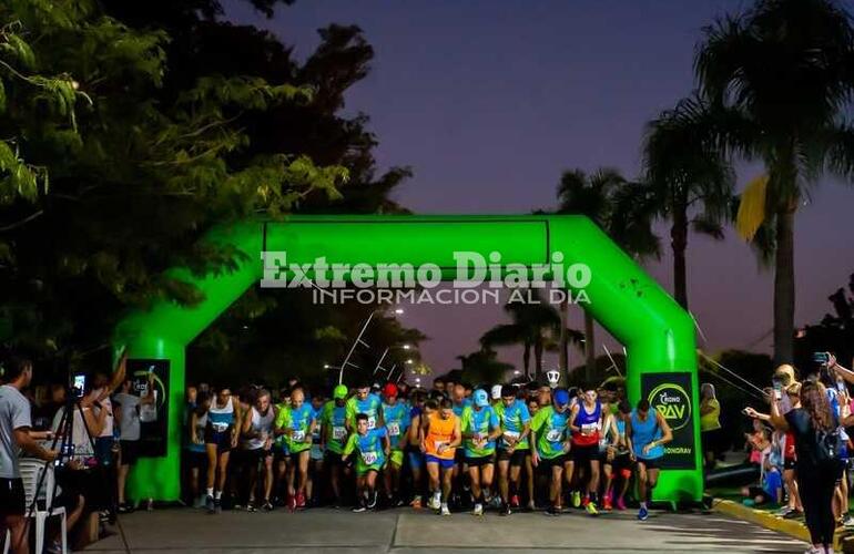 Imagen de Se realizó la maratón nocturna en Fighiera