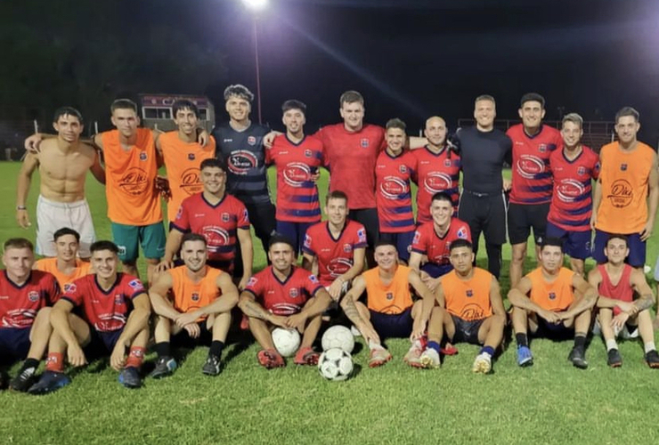 Imagen de La Primera de Talleres ganó en su primer amistoso del año