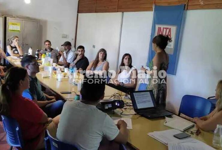 Imagen de La Comuna de Fighiera particip&oacute; del 3&ordm;  Encuentro sobre agroecologia y agricultura familiar