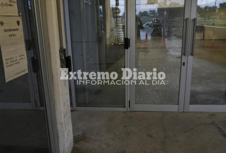 Imagen de Atacaron a balazos la sede de la Polic&iacute;a Comunitaria en zona sudoeste