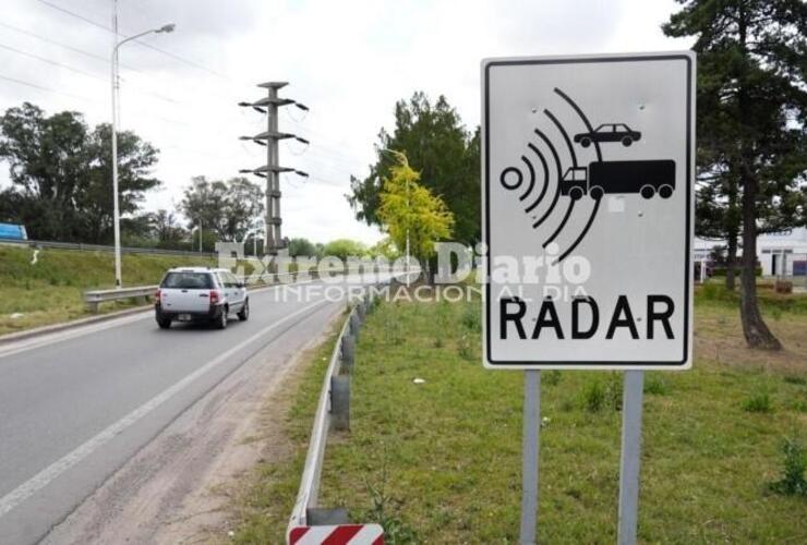 Imagen de Por la lluvia, se suspendió la puesta en marcha de los radares móviles en Circunvalación