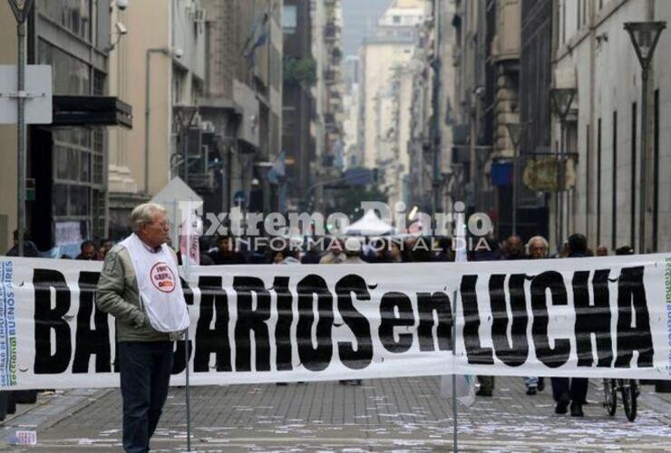 Imagen de Bancarios: la paritaria se estancó y evalúan medidas de fuerza