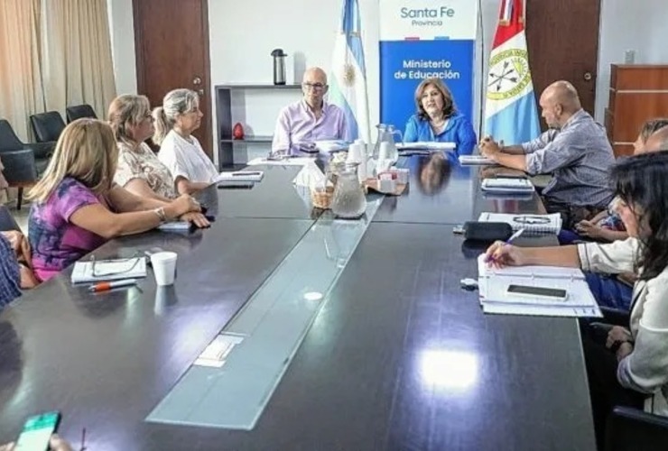 Los docentes se reúnen con el gobierno provincial