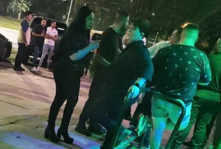 Imagen de Denuncian que en un boliche de Capit&aacute;n Berm&uacute;dez discriminan a las "gordas"