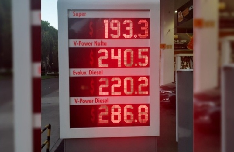 Imagen de Otra vez subió la nafta: Shell aumentó el precio de sus combustibles un 4 por ciento en promedio