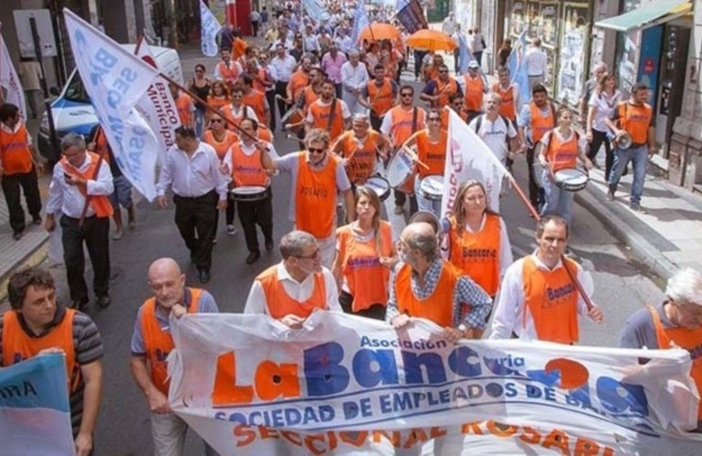 El 23 de febrero no habrá atención al público en los bancos. (Imagen de archivo/Rosario3)