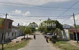 Imagen de Rosario: Asesinaron a balazos a un hombre e hirieron a un joven durante un robo