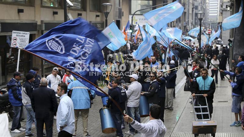 Imagen de Los bancarios ratificaron el paro de este jueves y advierten medidas m&aacute;s severas