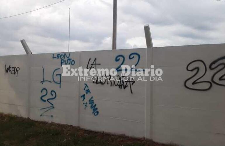 La instituci&oacute;n hab&iacute;a pintado el exterior de su predio.