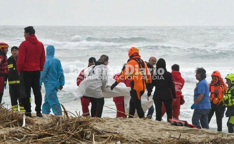 Imagen de M&aacute;s de 40 migrantes muertos en un naufragio en el mar Mediterr&aacute;neo