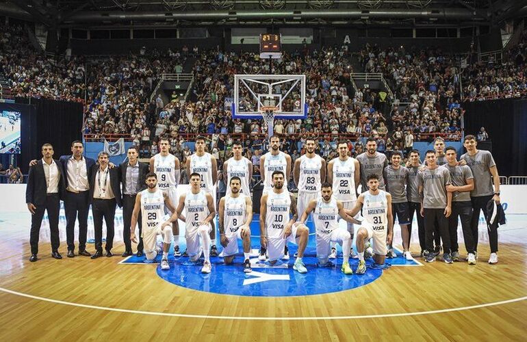 Imagen de Argentina cayó 79 a 75 contra República Dominicana y se quedó afuera del Mundial