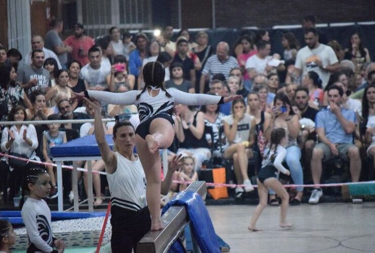 Imagen de Unión comenzó con los entrenamientos de Gimnasia Artística