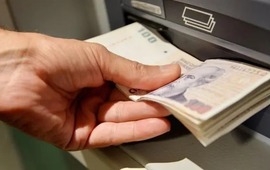 Imagen de Oficializaron el refuerzo de $15.000 para jubilados y pensionados