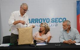 Imagen de Se abrieron los sobres para la licitaci&oacute;n p&uacute;blica para el reacondicionamiento del canal Savoca y alcantarillas
