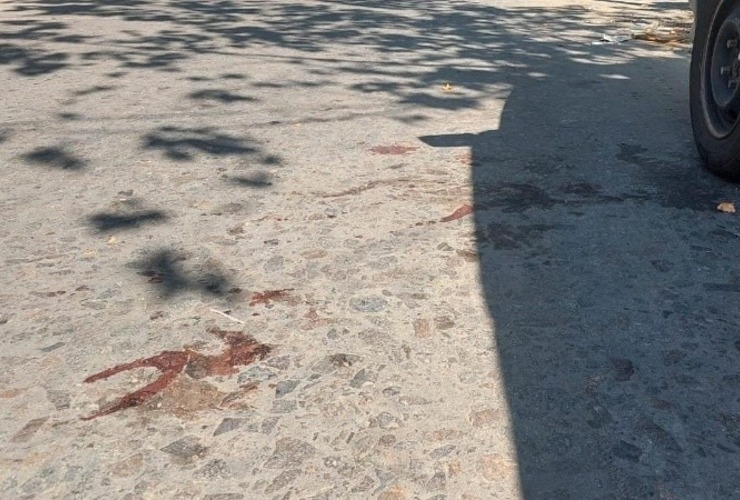 Restos de sangre en la escena del crimen de Vera Mujica y Pasaje Independencia. (Rosario3)