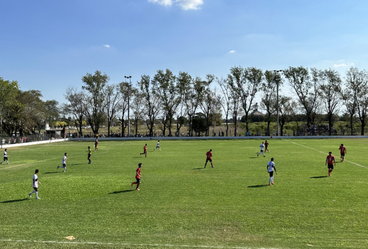 Imagen de Central Argentino y Talleres empataron 2 a 2 en 1ª división.