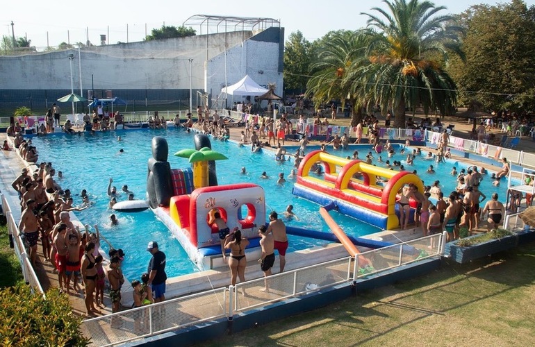 Imagen de A.S.A.C. realizó su cierre de temporada de pileta.