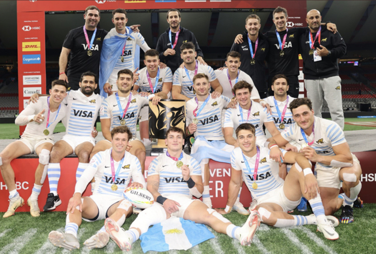 Imagen de Los Pumas 7 de Argentina, son 'Campeones' en Canadá.