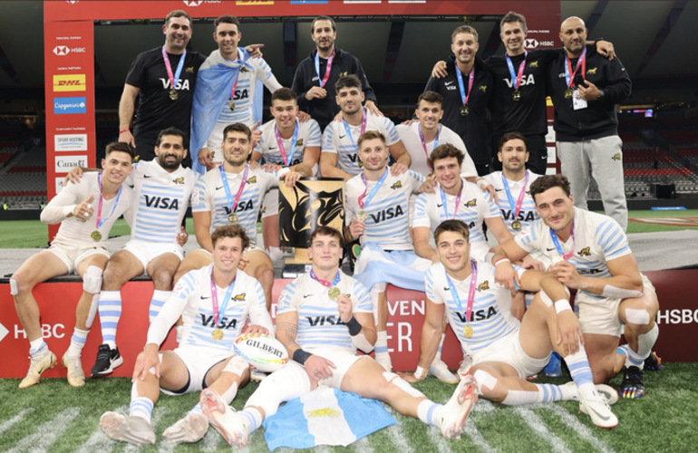 Imagen de Los Pumas 7 de Argentina, son 'Campeones' en Canad&aacute;.