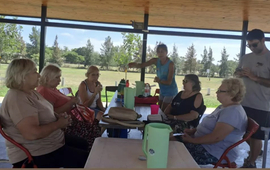 Imagen de Colonia de vacaciones para adultos mayores en el polideportivo municipal.