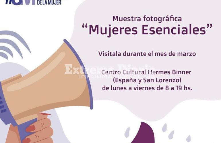 Imagen de Muestra fotográfica 'Mujeres Esenciales' en Pueblo Esther.