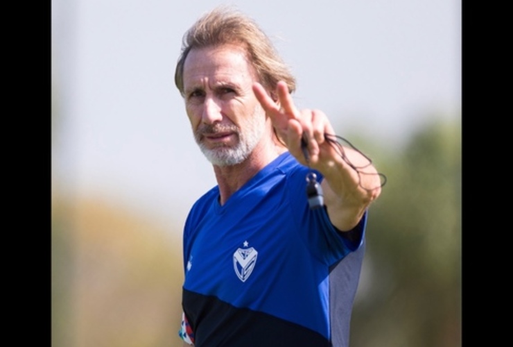 Imagen de Ricardo Gareca vuelve al fútbol argentino a dirigir a Vélez.