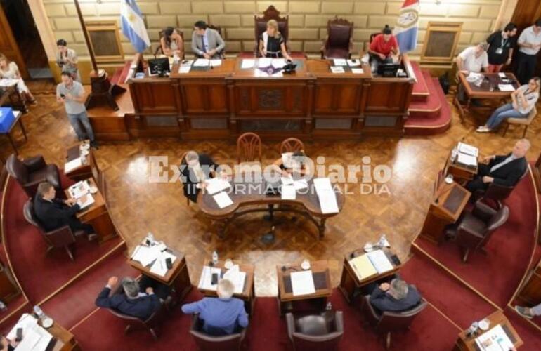 Imagen de Avanzan leyes de seguridad en la Legislatura santafesina: medidas contra el robo de cables y endurecimiento de la prisi&oacute;n preventiva