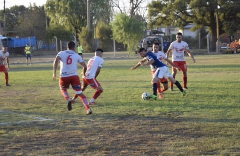 Imagen de Athletic venció 3 a 0 a Juventud Unida de Pueblo Esther en la Fecha 2 de la L.R.S.