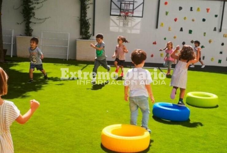 Imagen de Guarder&iacute;as de beb&eacute;s y ni&ntilde;os obligatorias en los trabajos: la norma empieza a regir este 23 de marzo