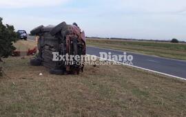 Imagen de Muri&oacute; un hombre de San Lorenzo al volcar el auto en la autopista a C&oacute;rdoba