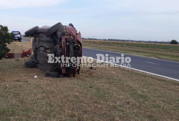 Imagen de Muri&oacute; un hombre de San Lorenzo al volcar el auto en la autopista a C&oacute;rdoba