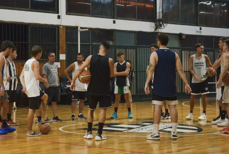 Imagen de Uni&oacute;n recibe a Regatas, por la fecha 2 de la Superliga.