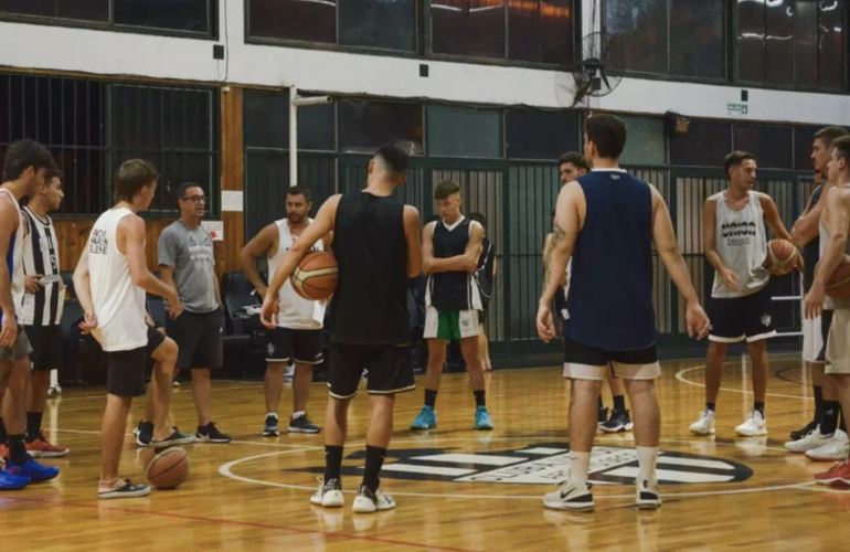 Imagen de Uni&oacute;n recibe a Regatas, por la fecha 2 de la Superliga.