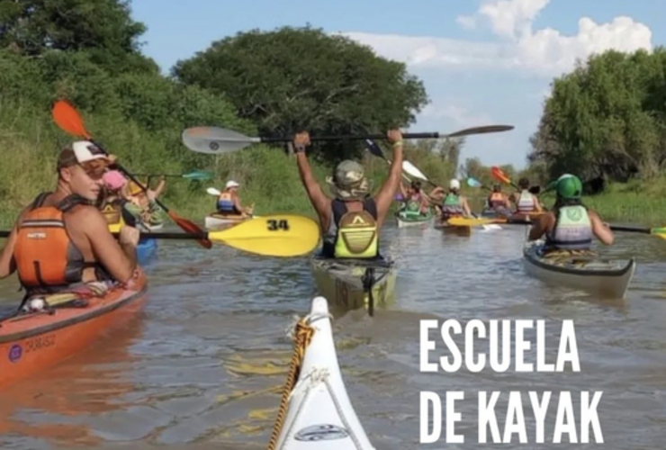 Imagen de La escuela de kayak del Rowing Club, continúa con sus clases.